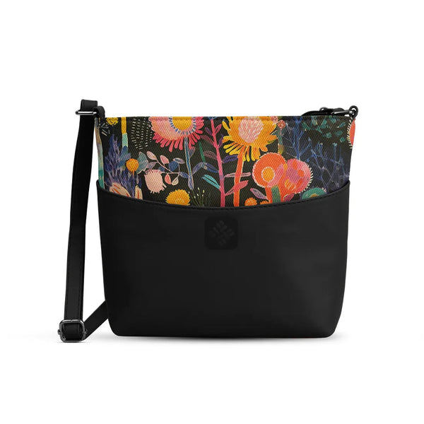 Chic Essentials Crossbody Midnight Floralscape - 1