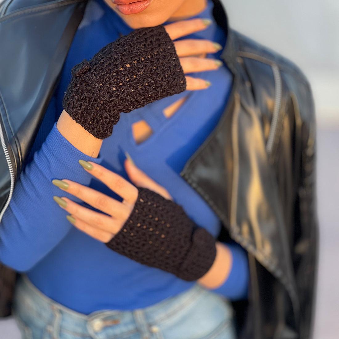 Retro Charm Fingerless - CANVAEGYPT