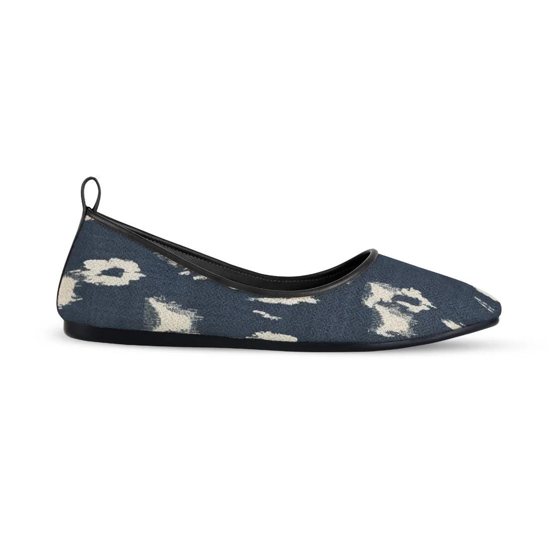 Black Round Toe Shoe Smoggy - CANVAEGYPT
