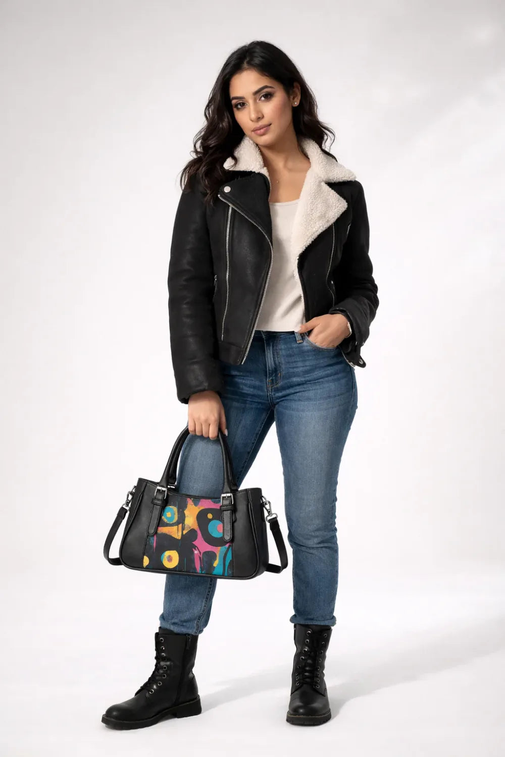 Black  Curve Satchel – Sleek, Stylish, Everyday - 7