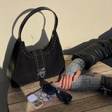 Retro Charm Fingerless - CANVAEGYPT