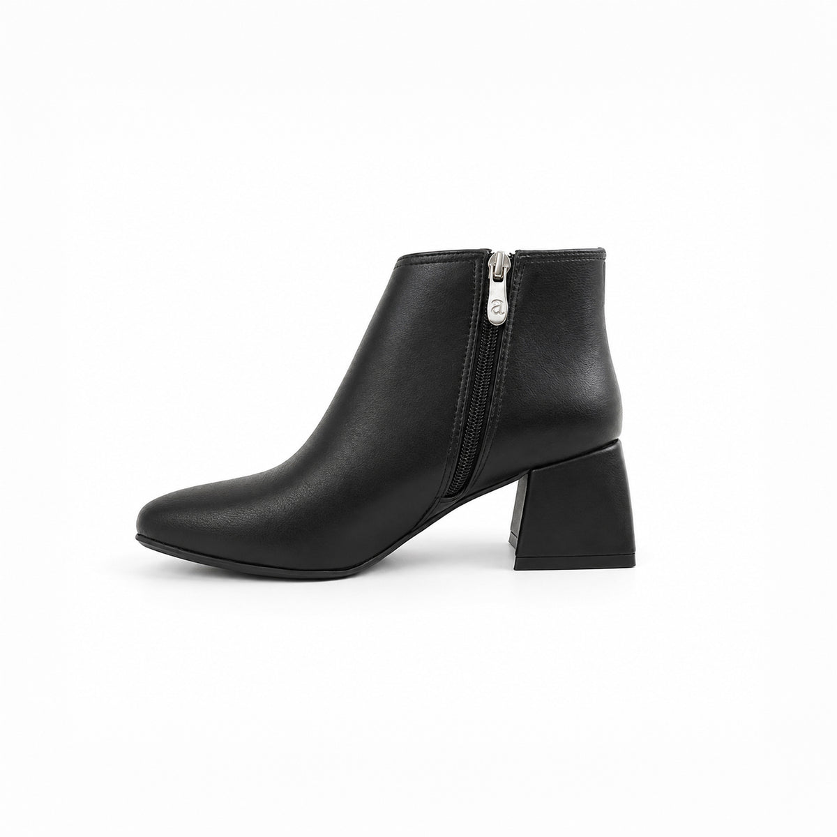 Plot Twist Ankle Boots - Tuxedo - Sole | ECADRA