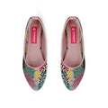 Rose Round Toe Shoe Dye