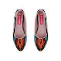 Rose Round Toe Shoe Flaring