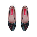 Rose Round Toe Shoe Growing