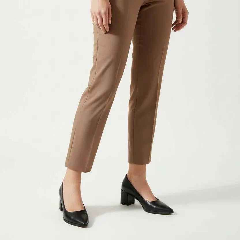 Black Uptown Classic Pumps – Effortless Elegance - 8