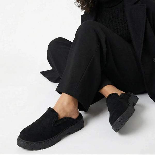 Black Cozy Stroll Mules – Slip Into Comfort - 1