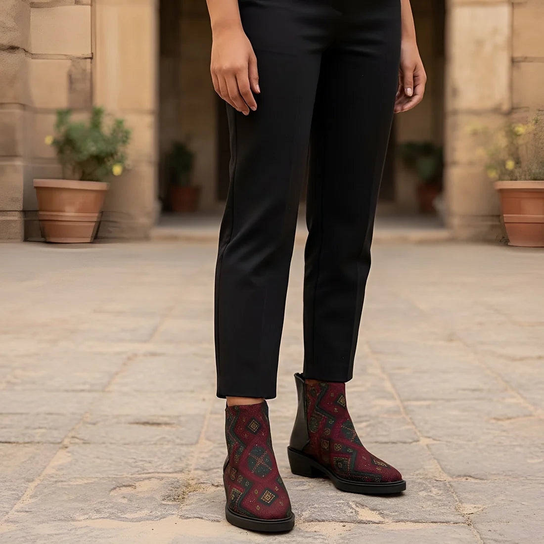 The Statement Boot Sahara Stitched - 10
