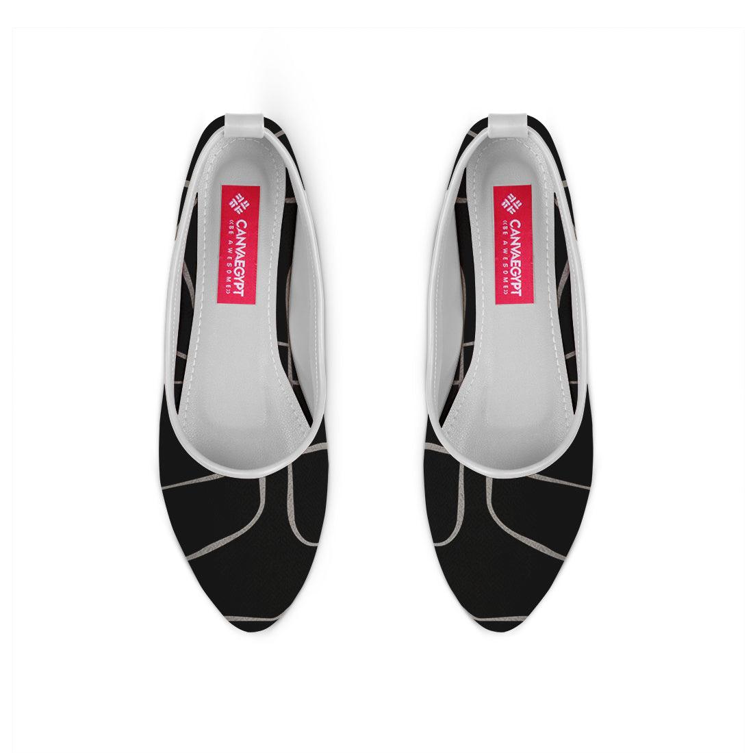 White Round Toe Shoe Line in black