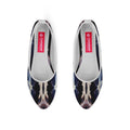 White Round Toe Shoe Puzzling