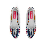 White Round Toe Shoe Stipples