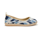Beige Voyage Round Toe Feather
