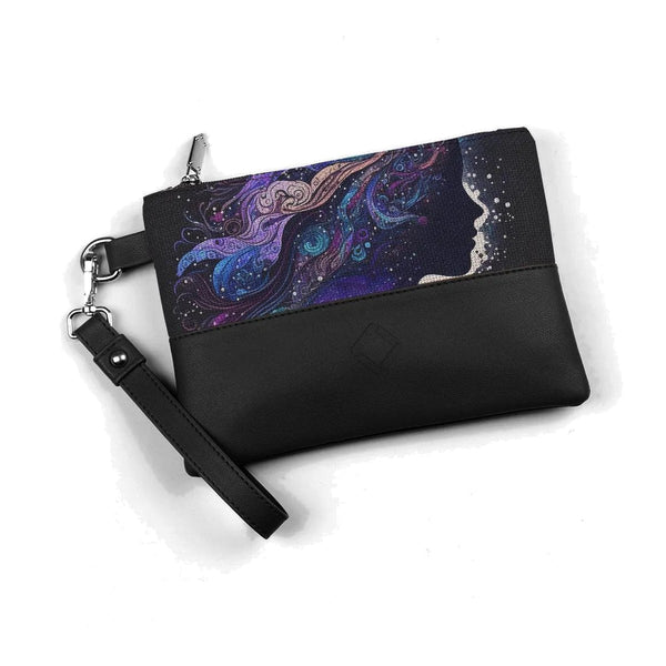 Black Toiletry Pouch Galaxy Girl – شنطة ميكب صغيرة مرسوم عليها رسومات فضاء – ECADRA