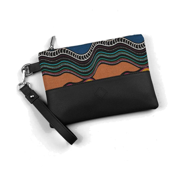Black Toiletry Pouch Waves – شنطة ميكب صغيرة مرسوم عليها البحر – ECADRA