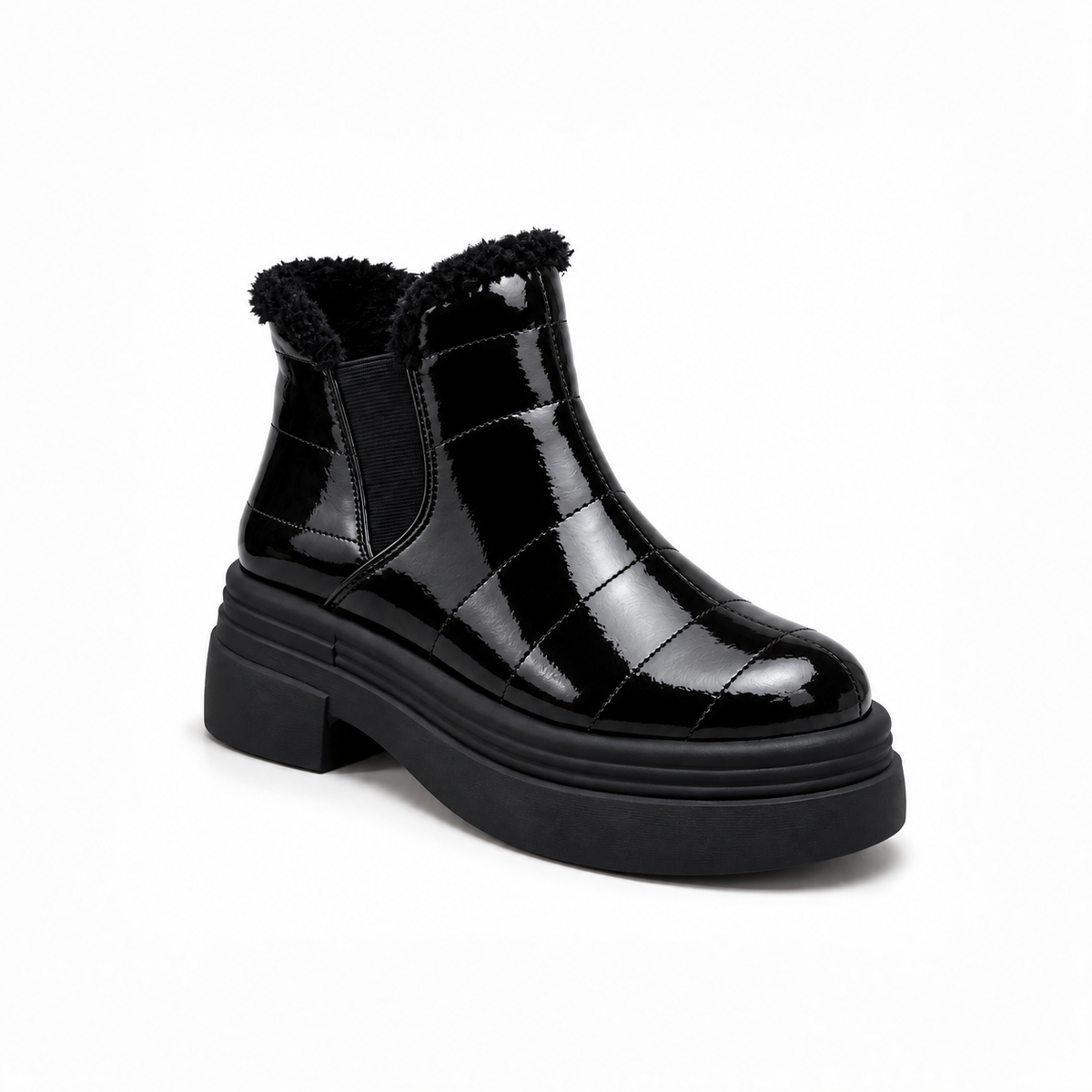 Black Patent Teddy Puffer Boots – هاف بوت فرو لامع – ECADRA