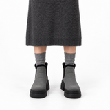 Gray Suede Teddy Puffer Boots on a model – هاف بوت شمواه حريمي – ECADRA (2)