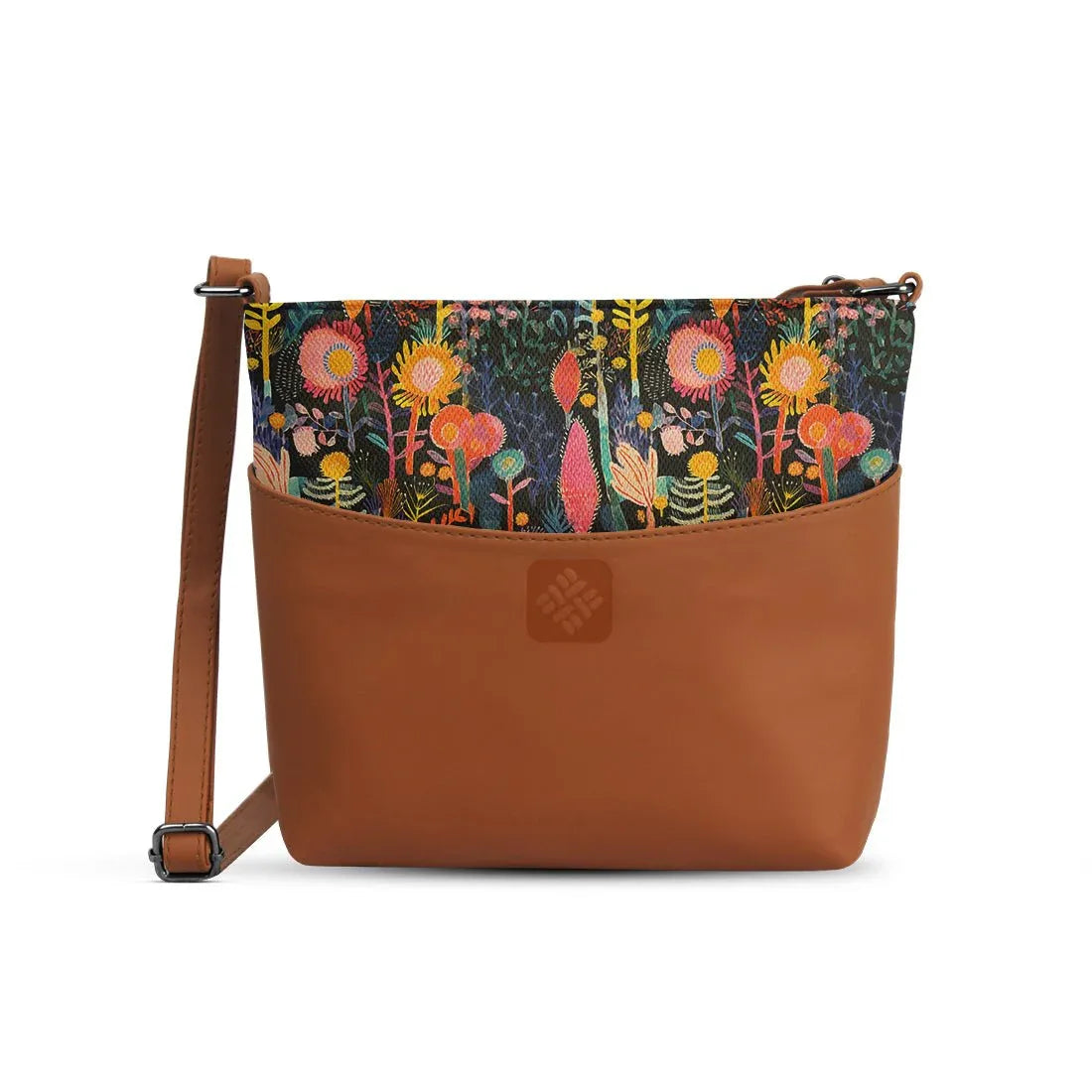 Chic Essentials Crossbody Midnight Floralscape - CANVAEGYPT