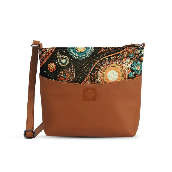 Chic Essentials Crossbody Spiral - 1