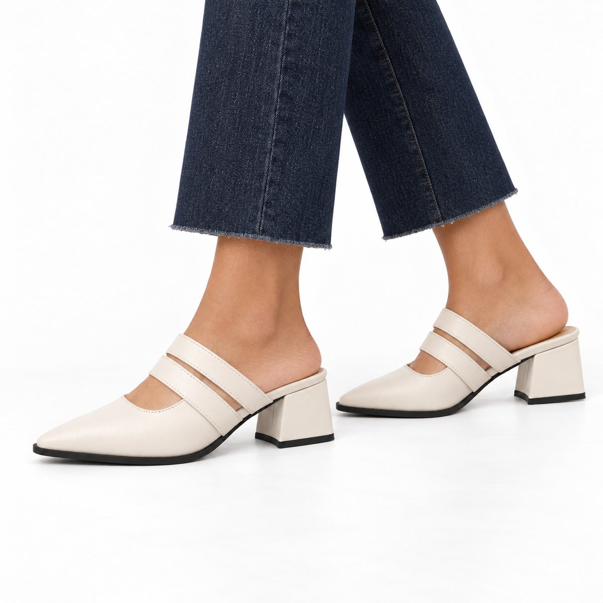 Double Strap Mules Ivory – ميول حريمي بكعب جلد صناعي أوف وايت، على الرجل – ECADRA