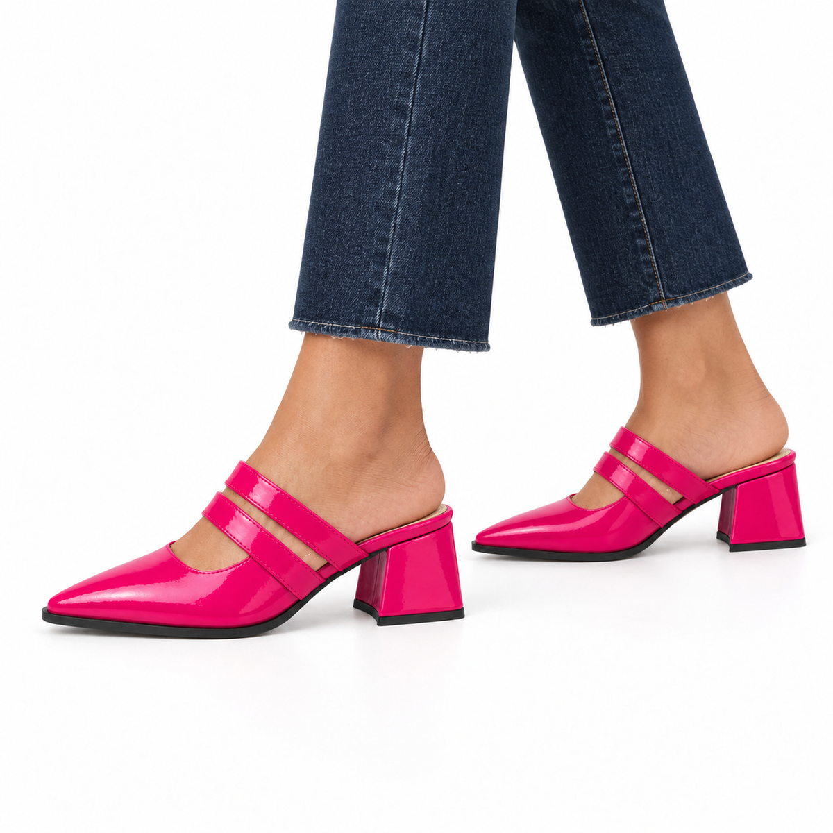 Double Strap Mules Fuchsia – ميول حريمي بكعب جلد لامع فوشيا، على الرجل – ECADRA