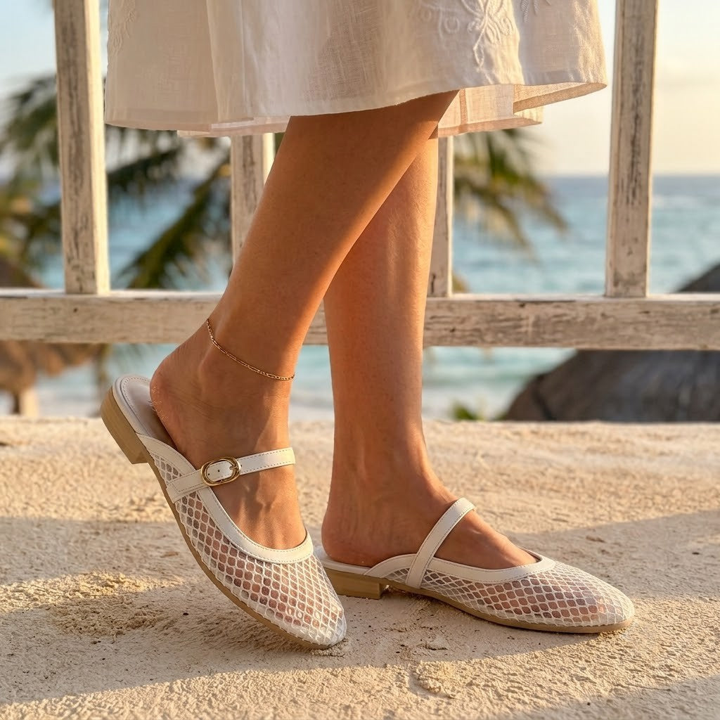 White Trellis Mule
