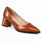 Havana gloss pointed pump with low 5 cm flared block heel, front three-quarter view — ECADRA