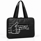 Deadline Laptote – PEW PEW – three-quarter view – ECADRA