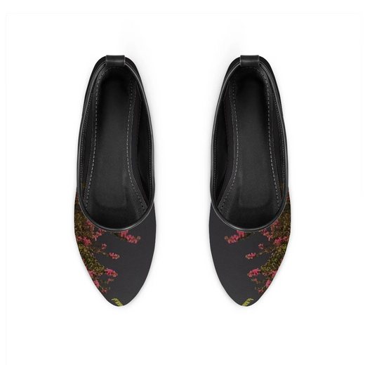 Pink flowers Black shoes design printed on a footwear — ECADRA