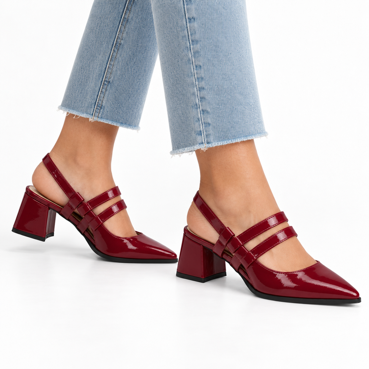 Slingback Heels Burgundy – جزمة كعب حريمي سلينج باك جلد لامع نبيتي، على الرجل – ECADRA