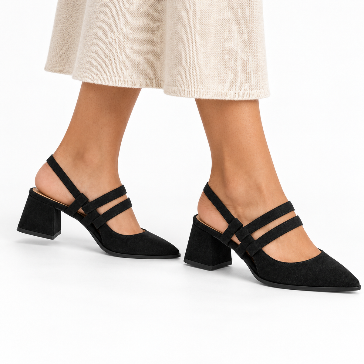 Slingback Heels Black – جزمة كعب حريمي سلينج باك شمواه صناعي أسود، على الرجل – ECADRA