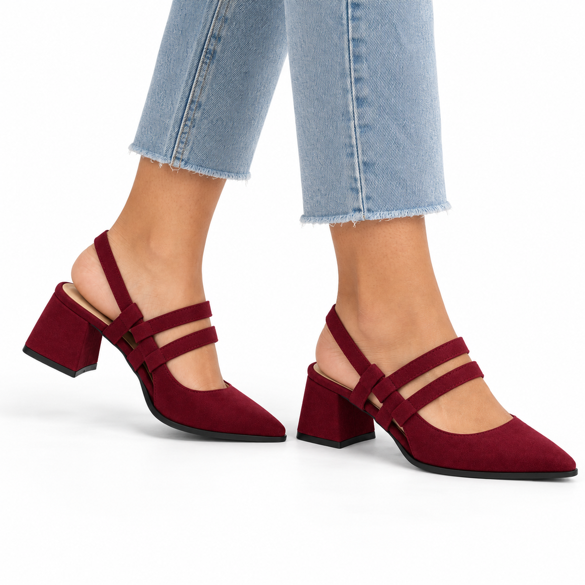 Slingback Heels Burgundy – جزمة كعب حريمي سلينج باك شمواه صناعي نبيتي، على الرجل – ECADRA
