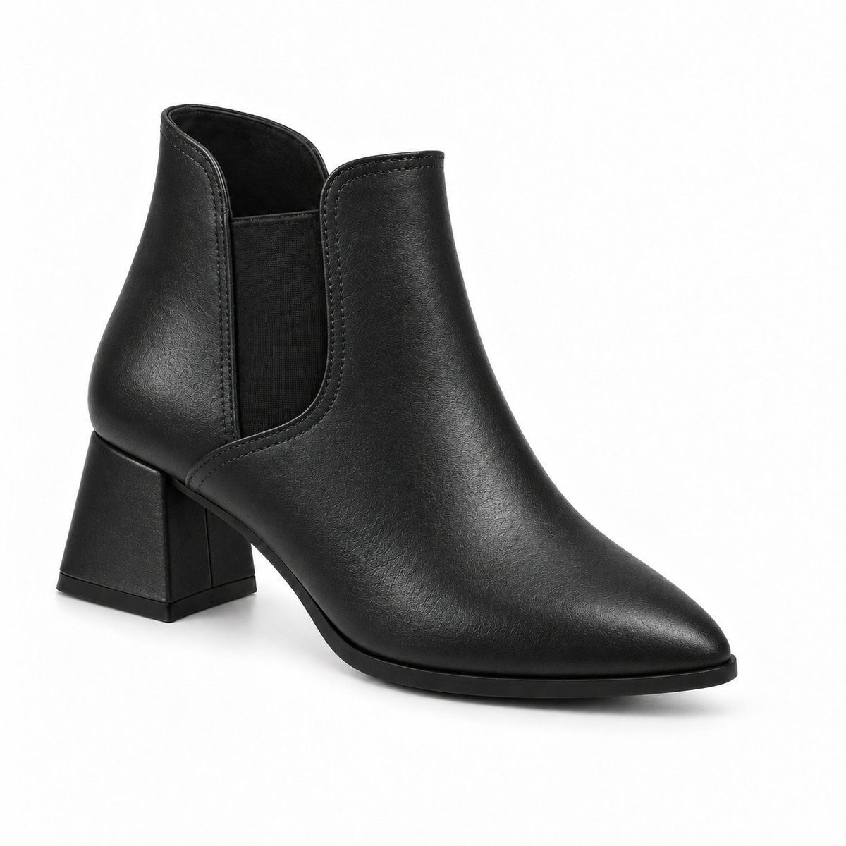 Slit Heeled Bootie Black – هاف بوت حريمي بكعب جلد صناعي أسود، من قدام – ECADRA