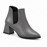 Slit Heeled Bootie Grey – هاف بوت حريمي بكعب جلد صناعي رمادي، من قدام – ECADRA