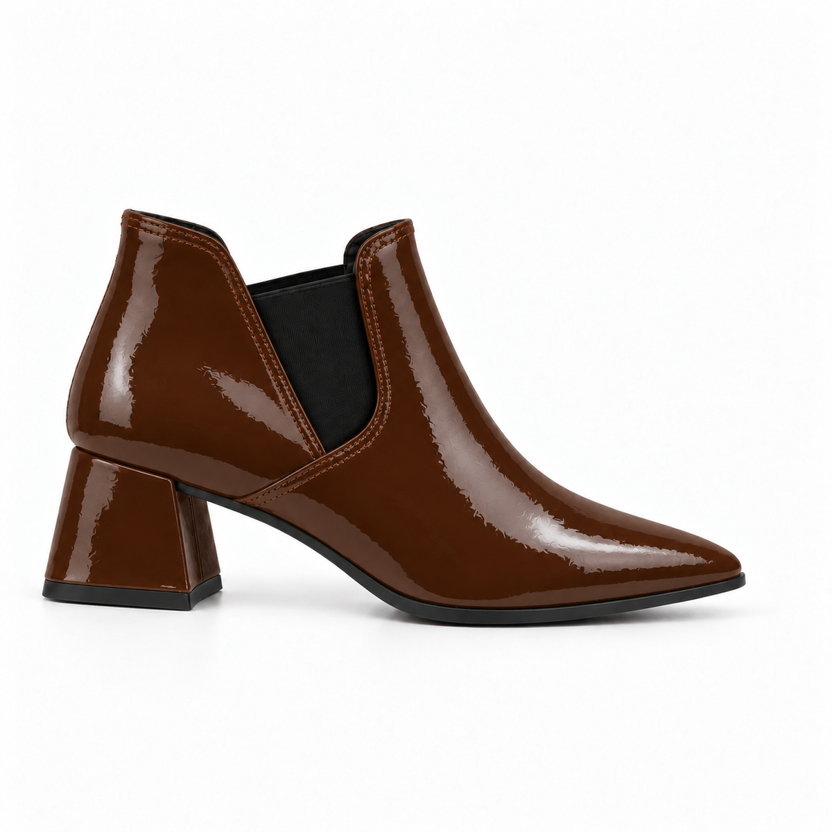 Slit Heeled Bootie Chocolate – هاف بوت حريمي بكعب جلد لامع شوكولاتة، من الجنب – ECADRA