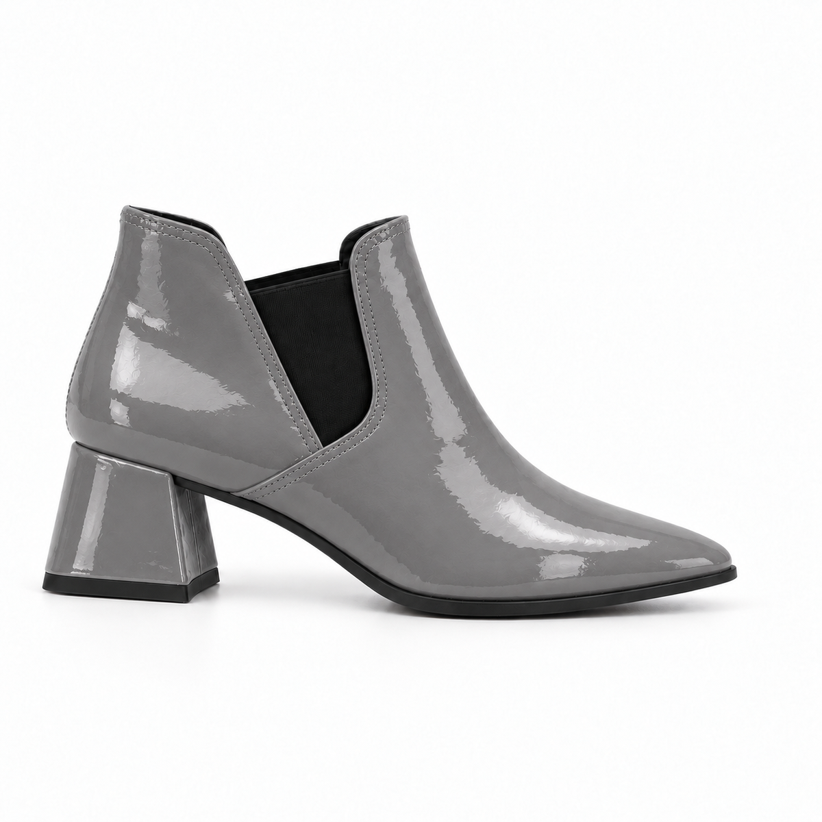 Slit Heeled Bootie Gray – هاف بوت حريمي بكعب جلد لامع رمادي، من الجنب – ECADRA