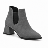 Slit Heeled Bootie Gray – هاف بوت حريمي بكعب شمواه صناعي رمادي، من قدام – ECADRA