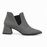 Slit Heeled Bootie Gray – هاف بوت حريمي بكعب شمواه صناعي رمادي، من الجنب – ECADRA