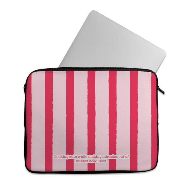 The Haute Crisis Laptop Sleeve – جراب لابتوب بتصميم فني – ECADRA