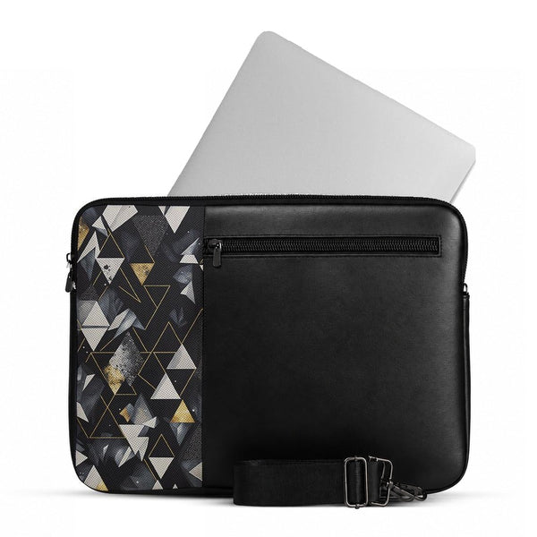 Vivid Laptop Sleeve Triangles – جراب لابتوب مرسوم عليه رسمة أبستراكت – ECADRA