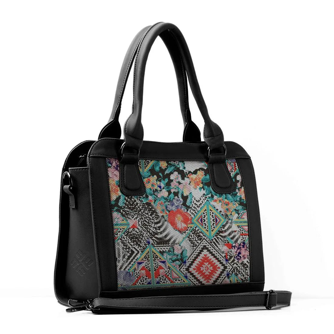 Black Travel Hobo Bag Texture - CANVAEGYPT