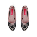 Rose Round Toe Shoe Triangles
