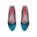 Rose Round Toe Shoe Wave