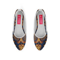White Round Toe Shoe Gold garden